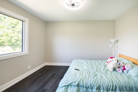 Tiny photo for 1325 Fairfax Lane, Buffalo Grove, IL 60089 (MLS # 12441206)