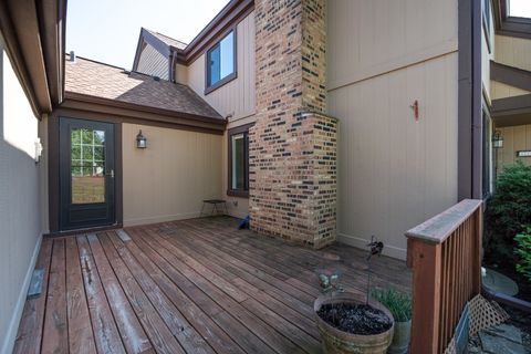 Tiny photo for 1325 Fairfax Lane, Buffalo Grove, IL 60089 (MLS # 12441206)