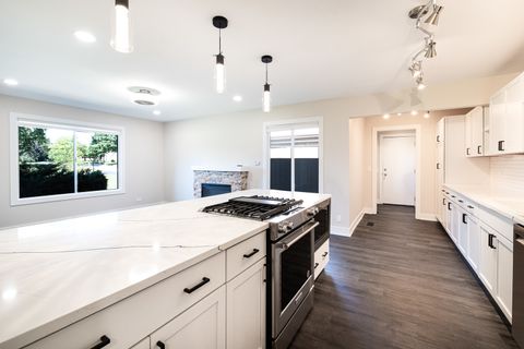 Tiny photo for 1325 Fairfax Lane, Buffalo Grove, IL 60089 (MLS # 12441206)