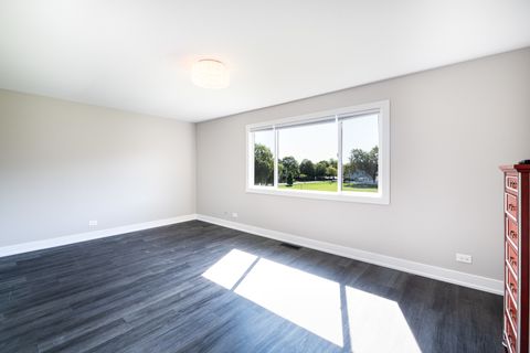 Tiny photo for 1325 Fairfax Lane, Buffalo Grove, IL 60089 (MLS # 12441206)