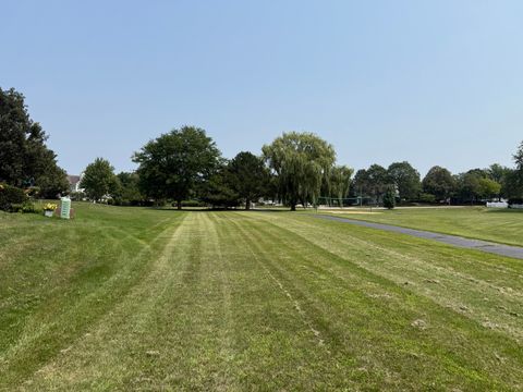 Tiny photo for 1325 Fairfax Lane, Buffalo Grove, IL 60089 (MLS # 12441206)