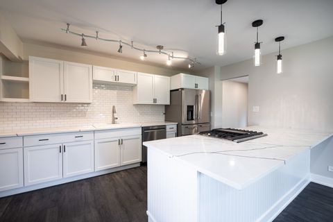 Tiny photo for 1325 Fairfax Lane, Buffalo Grove, IL 60089 (MLS # 12441206)