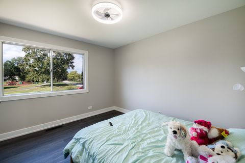 Tiny photo for 1325 Fairfax Lane, Buffalo Grove, IL 60089 (MLS # 12441206)