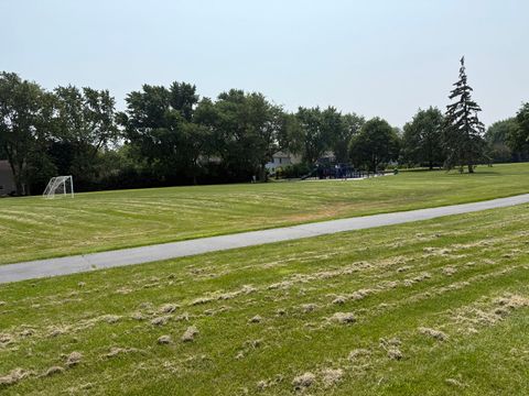 Tiny photo for 1325 Fairfax Lane, Buffalo Grove, IL 60089 (MLS # 12441206)