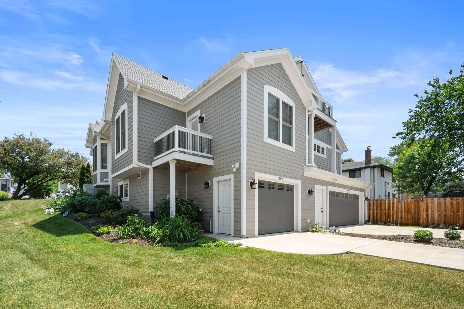 4906-4908 Center Avenue