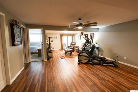 Tiny photo for 3904 Abbey Ridge Ct. Ct, Quincy, IL 62305 (MLS # 12591970)