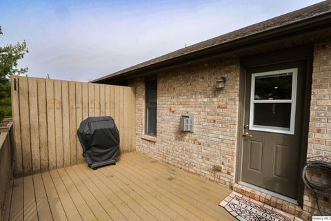 Tiny photo for 3904 Abbey Ridge Ct. Ct, Quincy, IL 62305 (MLS # 12591970)
