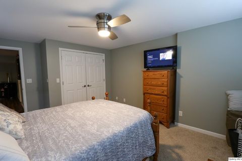 Tiny photo for 3904 Abbey Ridge Ct. Ct, Quincy, IL 62305 (MLS # 12591970)