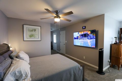 Tiny photo for 3904 Abbey Ridge Ct. Ct, Quincy, IL 62305 (MLS # 12591970)