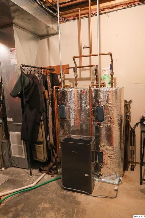 Tiny photo for 3904 Abbey Ridge Ct. Ct, Quincy, IL 62305 (MLS # 12591970)