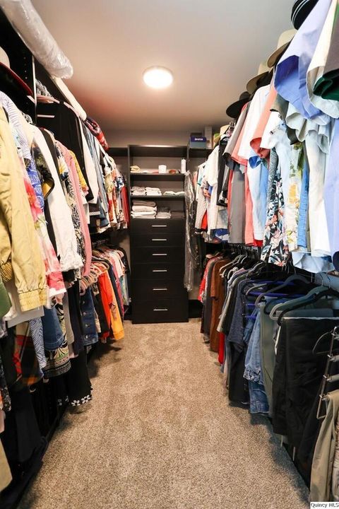 Tiny photo for 3904 Abbey Ridge Ct. Ct, Quincy, IL 62305 (MLS # 12591970)