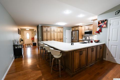 Tiny photo for 3904 Abbey Ridge Ct. Ct, Quincy, IL 62305 (MLS # 12591970)