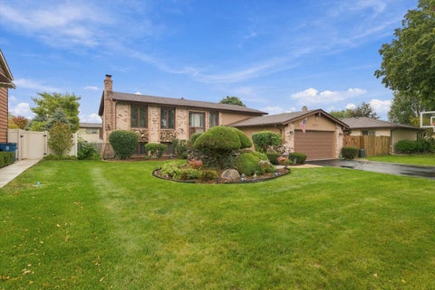 Tiny photo for 1207 N Fischer Drive, Addison, IL 60101 (MLS # 12789345)