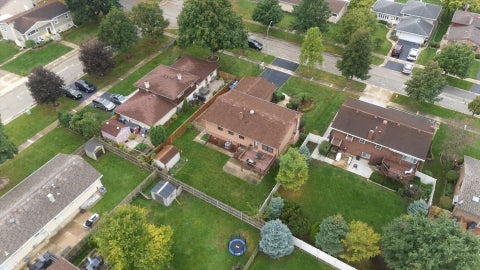 Tiny photo for 1207 N Fischer Drive, Addison, IL 60101 (MLS # 12789345)