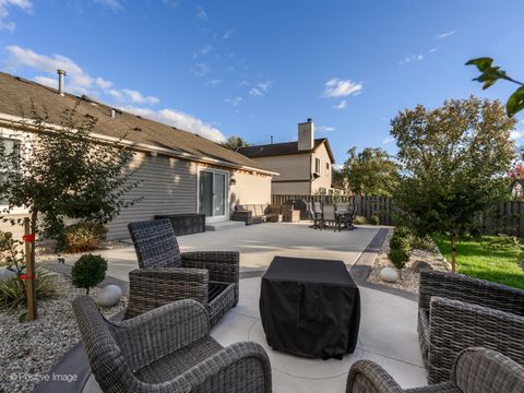 Tiny photo for 2008 Clematis Drive, Algonquin, IL 60102 (MLS # 12501867)