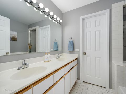 Tiny photo for 2008 Clematis Drive, Algonquin, IL 60102 (MLS # 12501867)