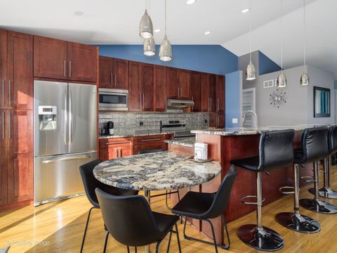 Tiny photo for 2008 Clematis Drive, Algonquin, IL 60102 (MLS # 12501867)