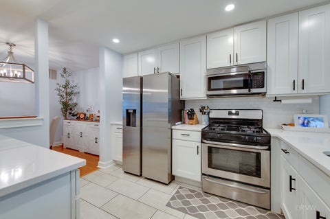 Tiny photo for 1357 Ridgefield Circle, Carol Stream, IL 60188 (MLS # 12763652)