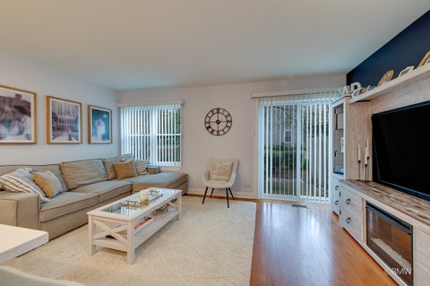 Tiny photo for 1357 Ridgefield Circle, Carol Stream, IL 60188 (MLS # 12763652)