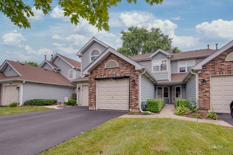 Tiny photo for 1357 Ridgefield Circle, Carol Stream, IL 60188 (MLS # 12763652)