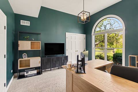 Tiny photo for 1204 N Oakridge Court, Palatine, IL 60067 (MLS # 12699023)