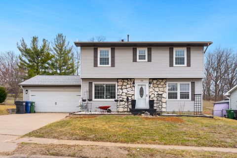 Photo of 526 Meadowview Drive, Clinton, IA 52732 (MLS # 12589950)