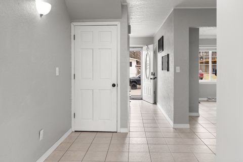 Tiny photo for 526 Meadowview Drive, Clinton, IA 52732 (MLS # 12589950)