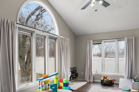 Tiny photo for 526 Meadowview Drive, Clinton, IA 52732 (MLS # 12589950)