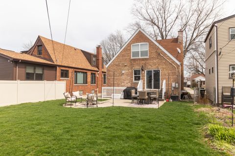 Tiny photo for 9840 S Saint Louis Avenue, Evergreen Park, IL 60805 (MLS # 12613815)