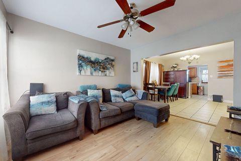 Tiny photo for 9516 S Yale Avenue, Chicago, IL 60628 (MLS # 12529072)