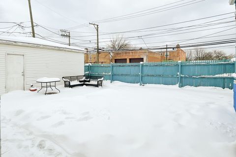 Tiny photo for 9516 S Yale Avenue, Chicago, IL 60628 (MLS # 12529072)