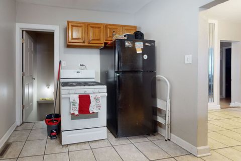 Tiny photo for 9516 S Yale Avenue, Chicago, IL 60628 (MLS # 12529072)