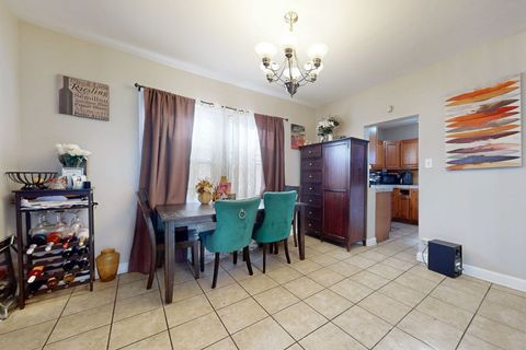 Tiny photo for 9516 S Yale Avenue, Chicago, IL 60628 (MLS # 12529072)