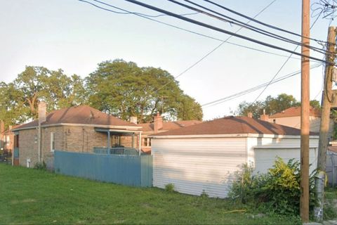 Tiny photo for 9516 S Yale Avenue, Chicago, IL 60628 (MLS # 12529072)
