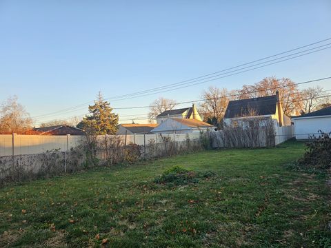 Tiny photo for 219 Village Drive, Northlake, IL 60164 (MLS # 12524859)