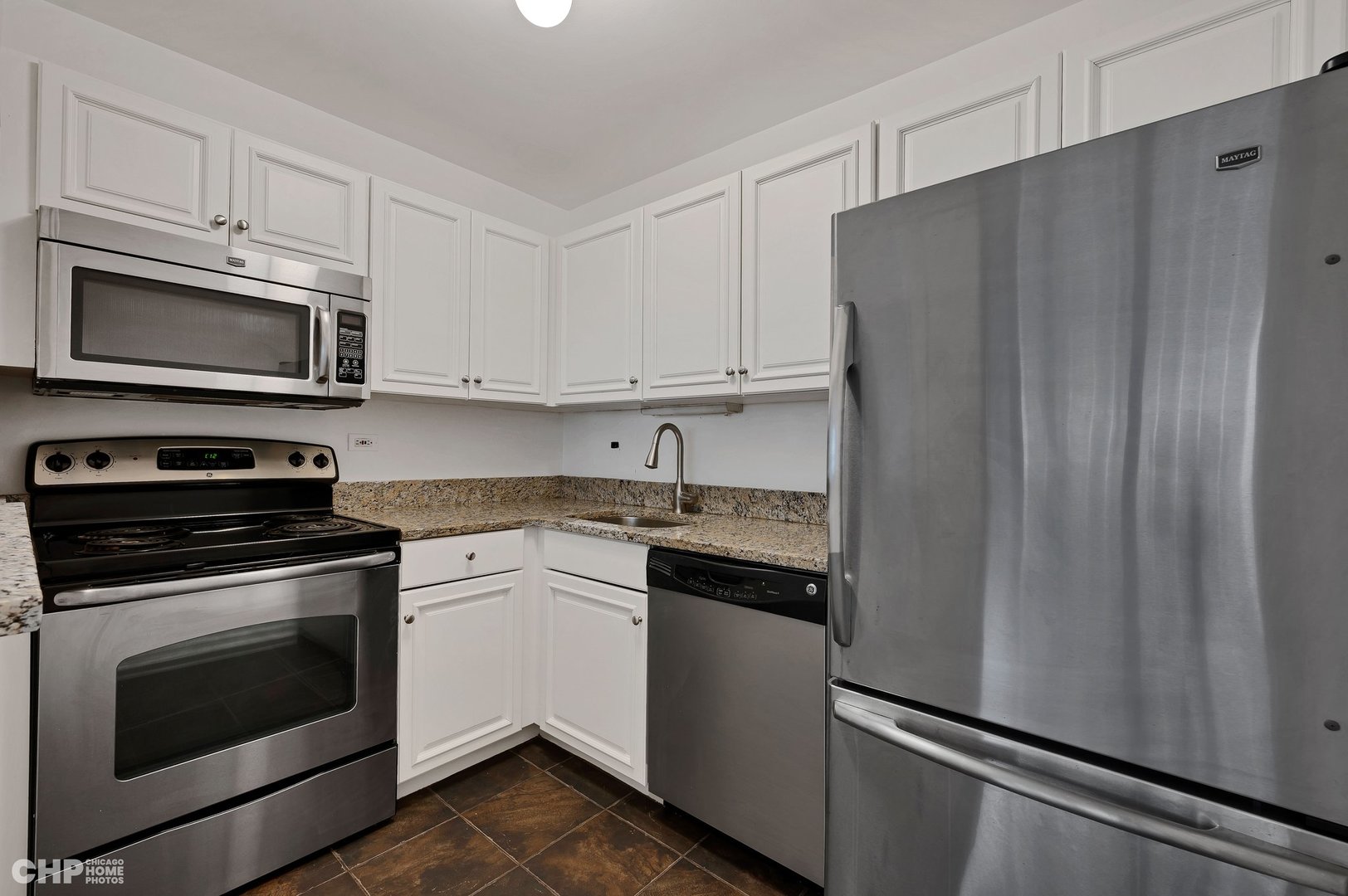 33 E CEDAR Street 3H