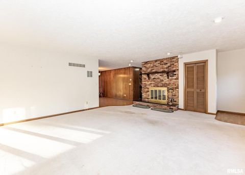 Tiny photo for 159 DEER PARK Drive, Geneseo, IL 61254 (MLS # QC4268175)