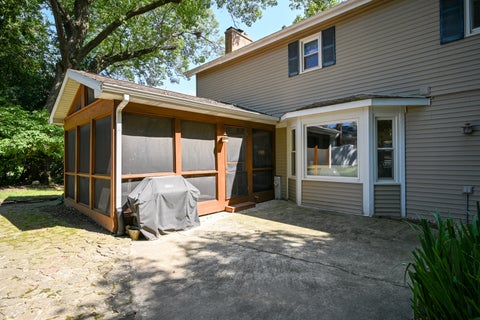 Tiny photo for 26W530 Prairie Avenue, Winfield, IL 60190 (MLS # 12753515)