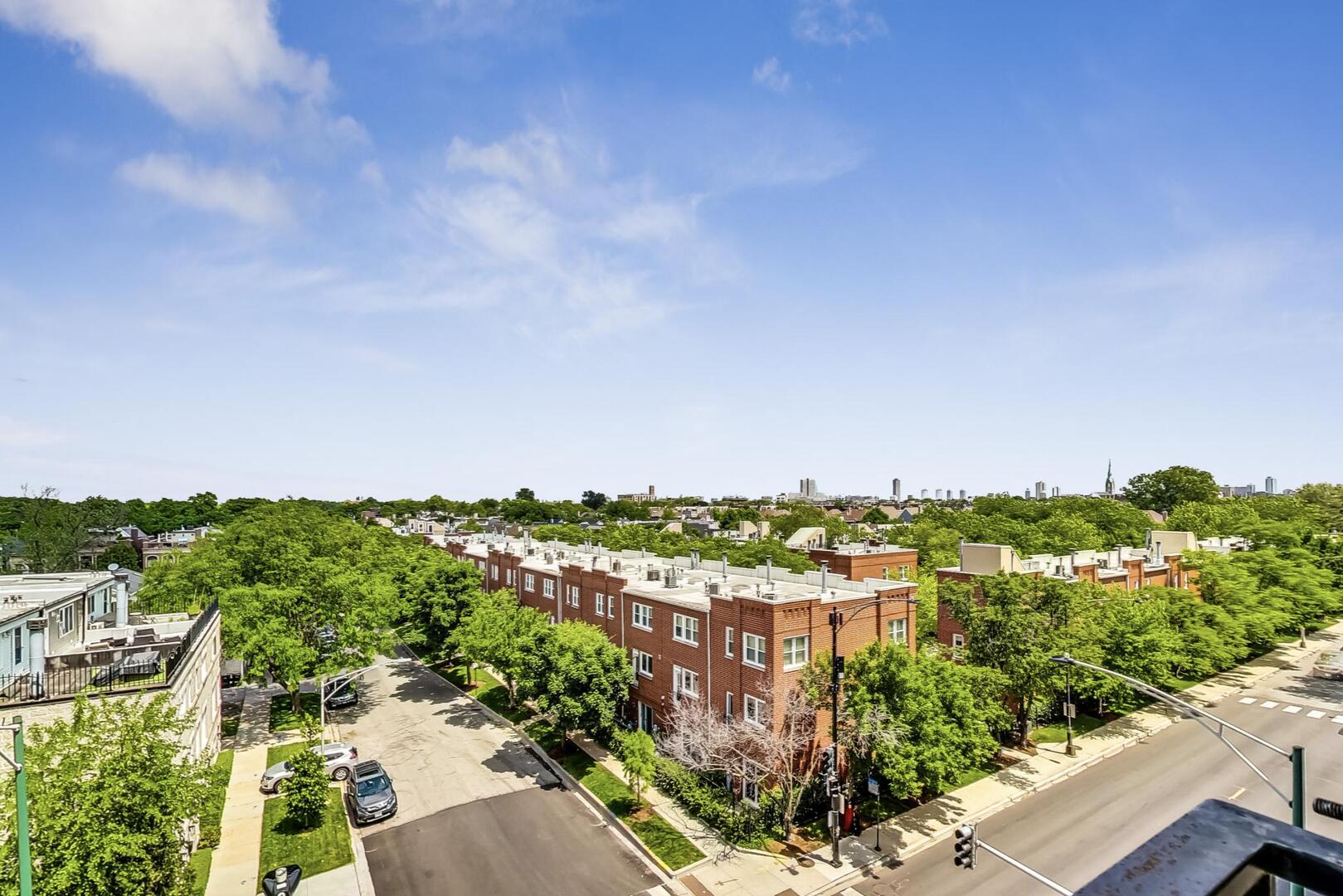 1909 W DIVERSEY Parkway 502