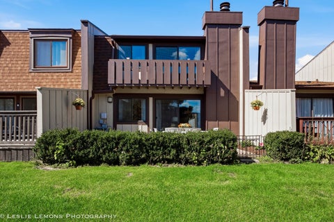 Tiny photo for 19 Westwood Drive, Indian Head Park, IL 60525 (MLS # 12775978)