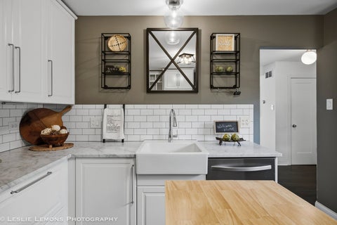 Tiny photo for 19 Westwood Drive, Indian Head Park, IL 60525 (MLS # 12775978)