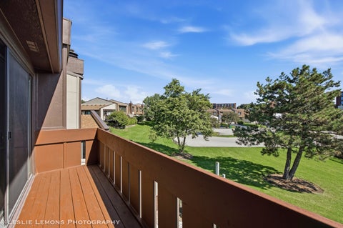 Tiny photo for 19 Westwood Drive, Indian Head Park, IL 60525 (MLS # 12775978)