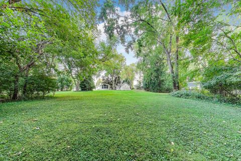 Tiny photo for 650 W Echo Lane, Palatine, IL 60067 (MLS # 12506800)