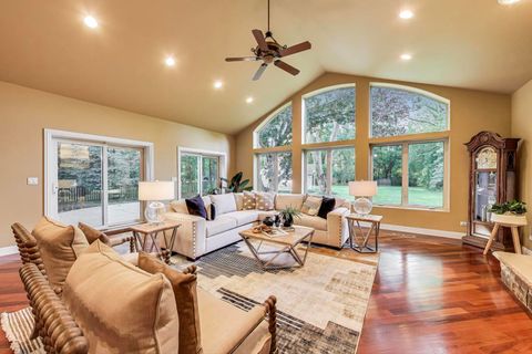 Tiny photo for 650 W Echo Lane, Palatine, IL 60067 (MLS # 12506800)