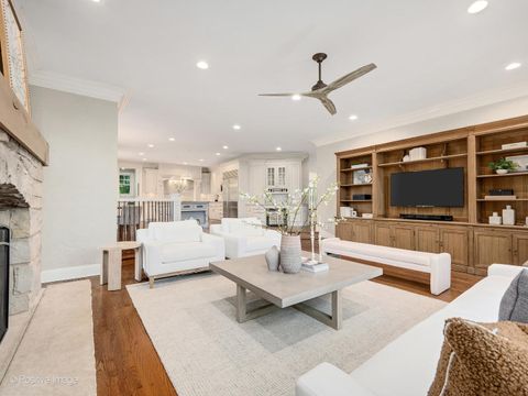 Tiny photo for 117 N Monroe Street, Hinsdale, IL 60521 (MLS # 12564493)