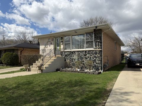 Tiny photo for 18052 Soleri Drive, Country Club Hills, IL 60478 (MLS # 12613758)