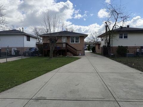 Tiny photo for 18052 Soleri Drive, Country Club Hills, IL 60478 (MLS # 12613758)