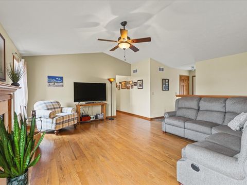 Tiny photo for 3810 Foxglove Lane, Winnebago, IL 61088 (MLS # 12578430)