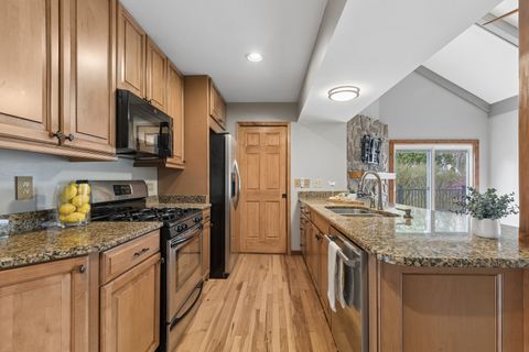 Tiny photo for 938 Canterbury Drive, Crystal Lake, IL 60014 (MLS # 12619612)