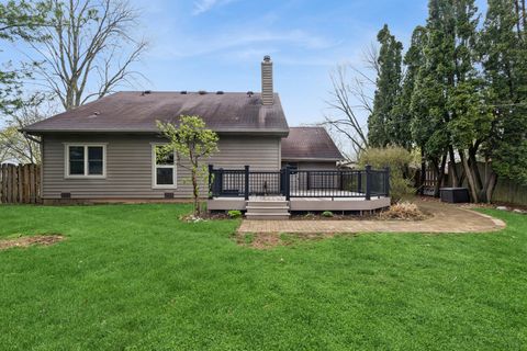 Tiny photo for 938 Canterbury Drive, Crystal Lake, IL 60014 (MLS # 12619612)